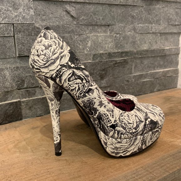 JF Floral Print Heels - Picture 5 of 8